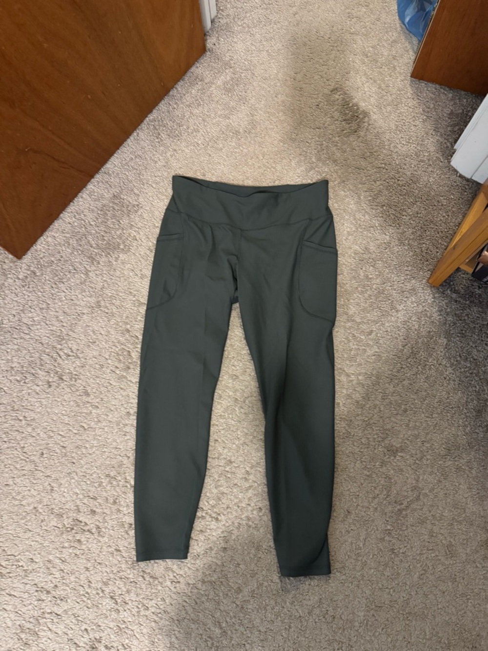 Old Navy Ribbed Olive Green Leggings with Side Pockets